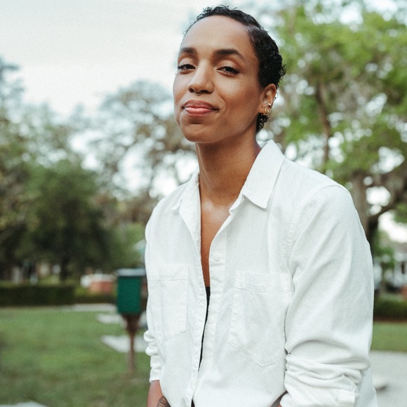 MEET YOUR SELLER! - Picture 1 of 5